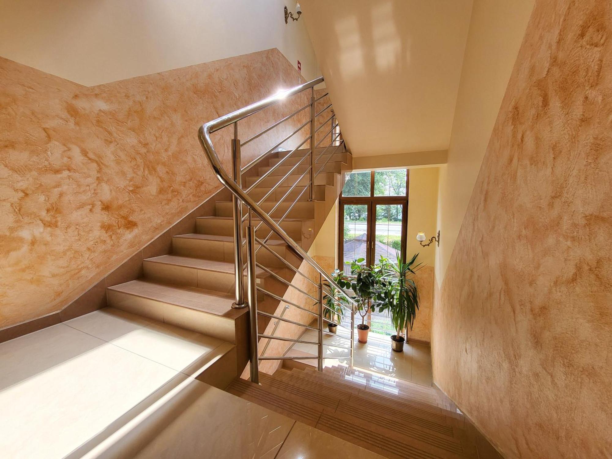 Hotel Hesperus Międzyrzec Podlaski Buitenkant foto